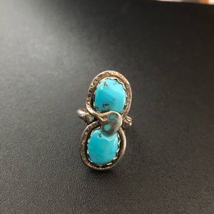 Turquoise silver ring